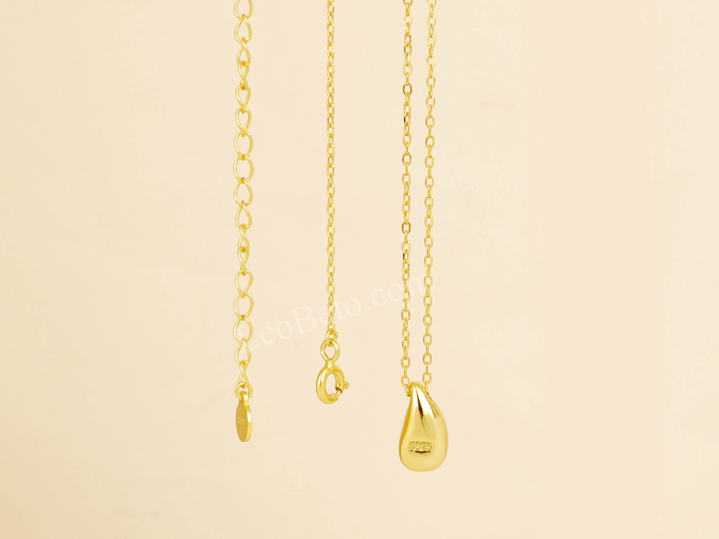 Minimal Water Drop Pendant Necklace - Image 3